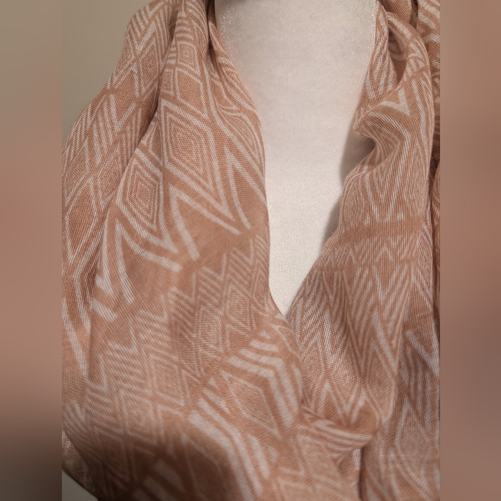 Beige And White Geometric Patterned Infinity Scarf - image 2